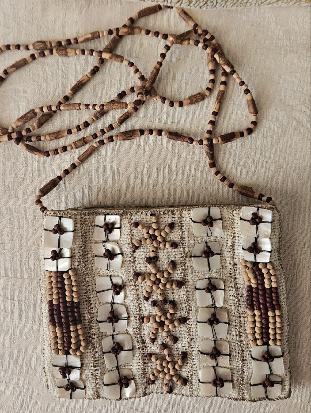 Moyna Vintage Boho Beaded Shell Crossbody Bag Mother of Pearl Wood Bead Purse